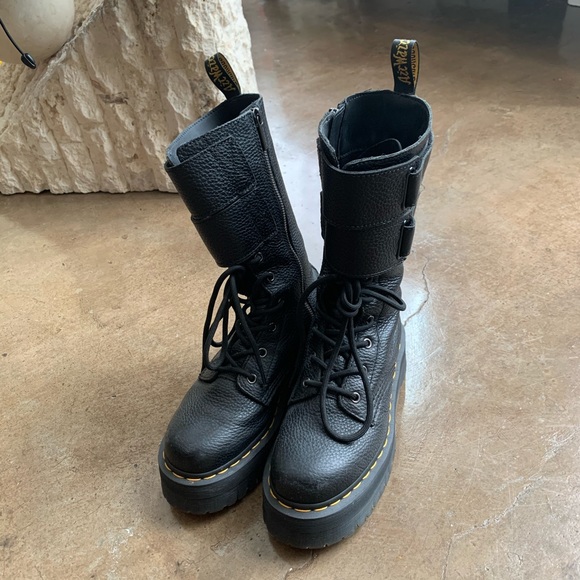 [Wm 9] DR DOC MARTENS JAGGER 10Eye Platform Milled Nappa Pebbled